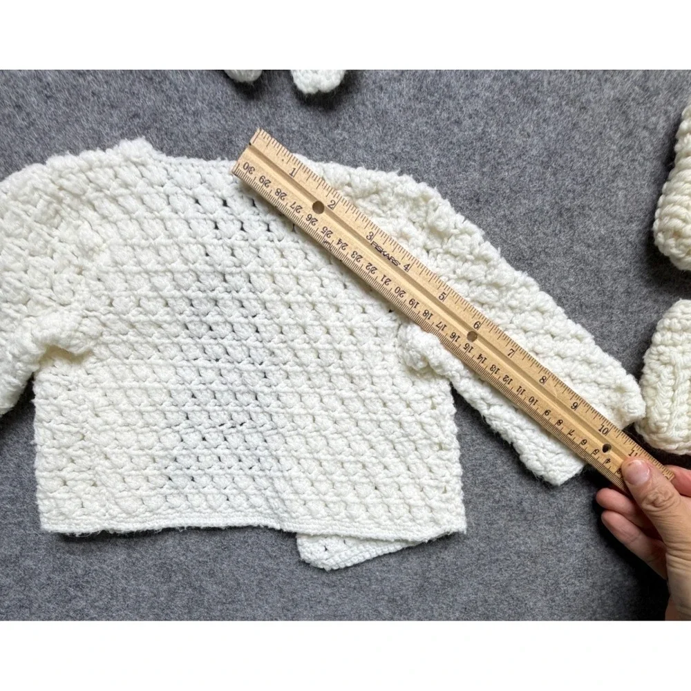 Vintage Handmade Crochet Baby Layette Set White Cardigan Bonnet Booties 0-6M